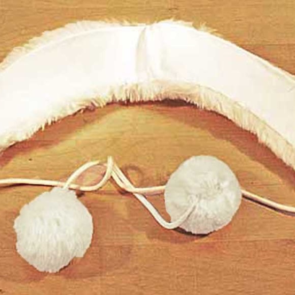 COLLAR, VINTAGE, LAMB FUR WITH FUR POM-POMS, 1957, IVORY SHEARED LAMB, 16 x 3 IN - Picture 2 of 2